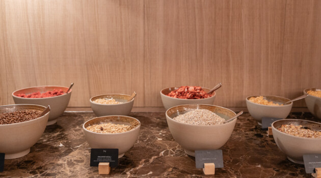 Breakfast with toppings bar