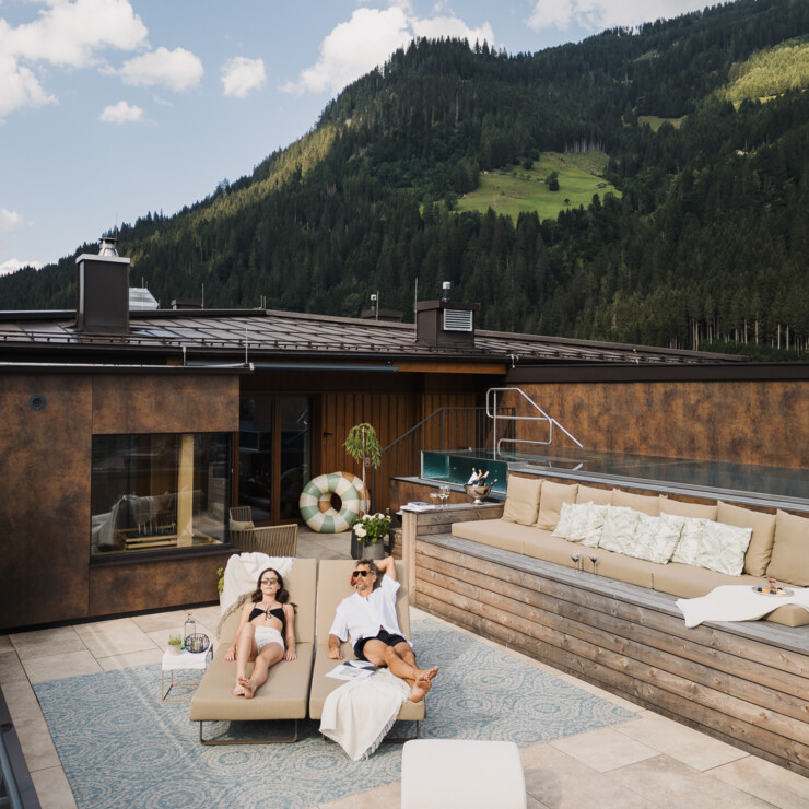 Suite mit Pool und private Spa im luxuriösen Wellnesshotel Nesslerhof, Österreich.